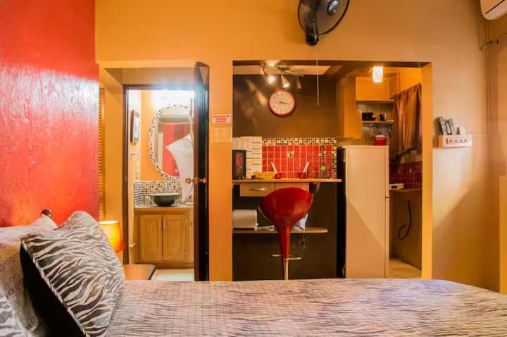 One32 Guesthouse Bejeweled Kingston Extérieur photo